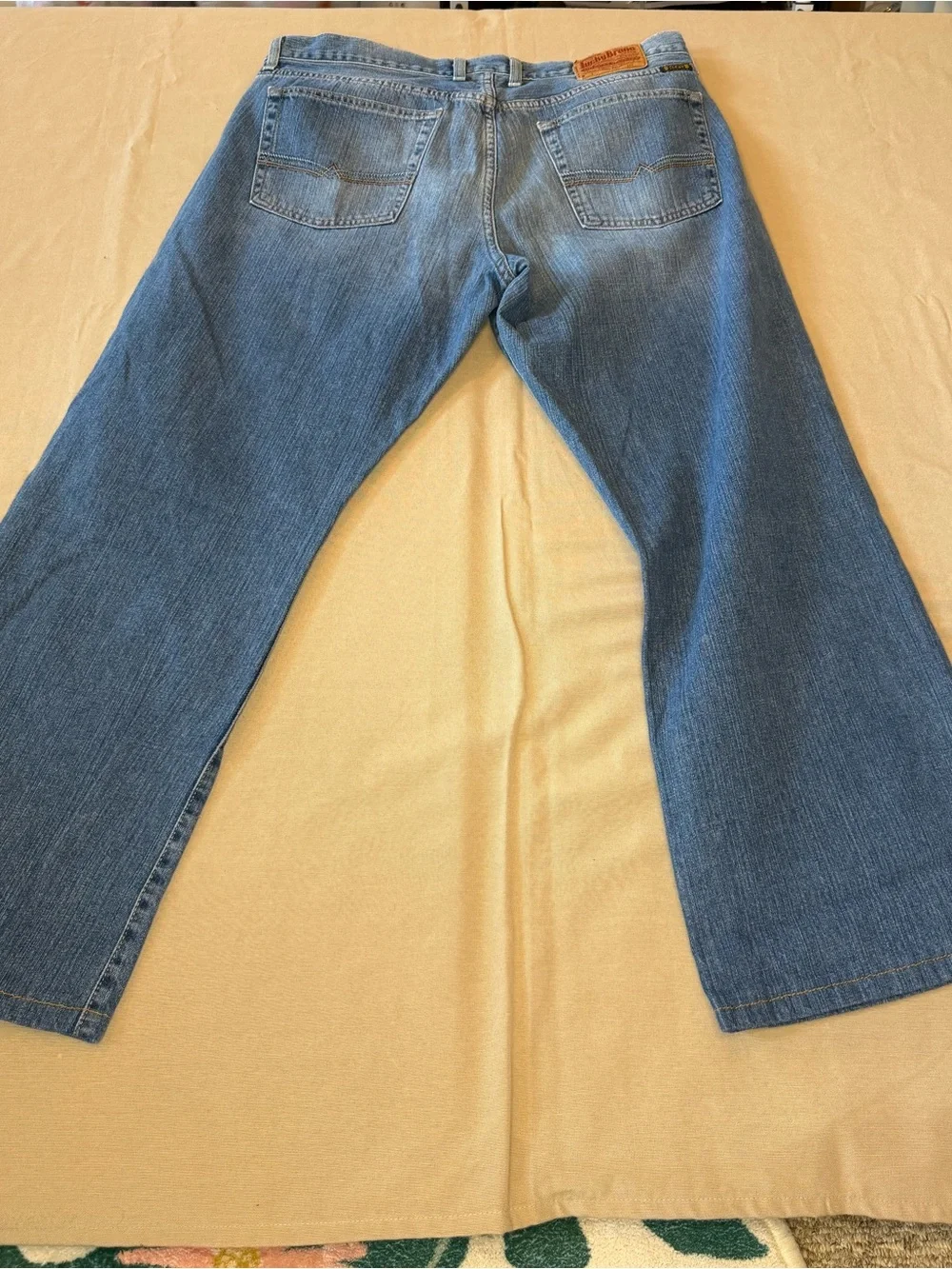 Lucky Brand Men's Faded Blue Relaxed Bootleg Jeans